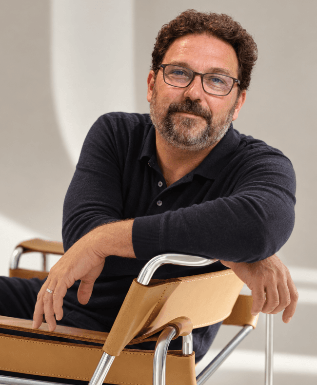 Pablo García, profesor particular en Gijón, cliente de Netneo
